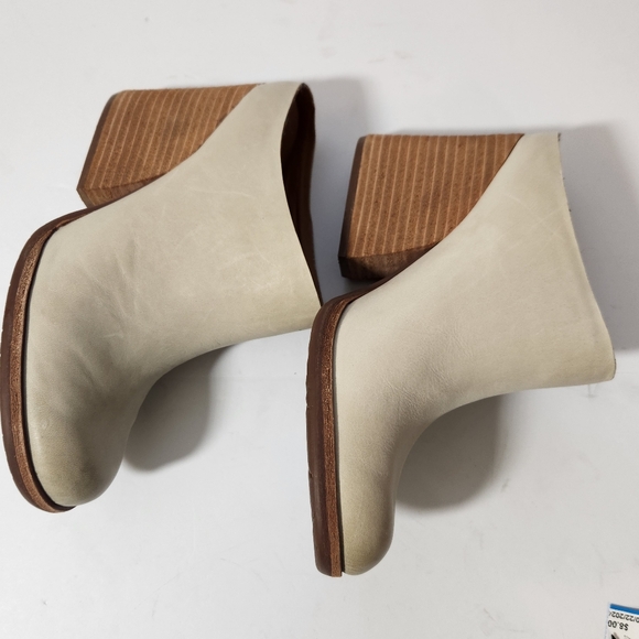 kork-Ease womens sz 7.5 nude tan challis leather slip on block heeled mules $165 - Picture 7 of 8